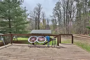 419 Cypress Dr, Reidsville, NC 27320 - Photo 6