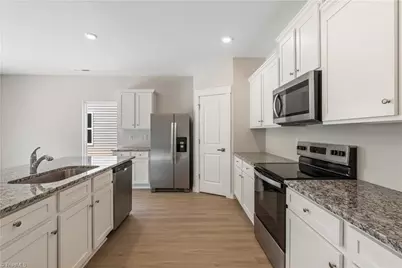 3410 Robindale Drive, Winston-Salem, NC 27107 - Photo 10