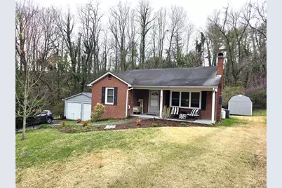 611 Arch Street, Mount Airy, NC 27030 - Photo 2