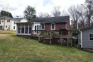 611 Arch St, Mount Airy, NC 27030 - Photo 8