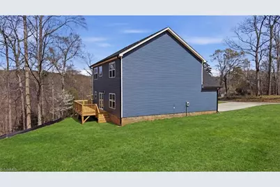 531 Dogwood Circle, High Point, NC 27260 - Photo 38