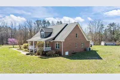 7360 Nc Highway 704, Madison, NC 27025 - Photo 4