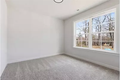 529 Dogwood Circle, High Point, NC 27260 - Photo 18