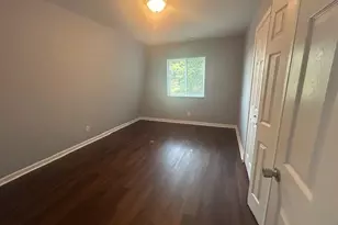 517 Market St, Graham, NC 27253 - Photo 8