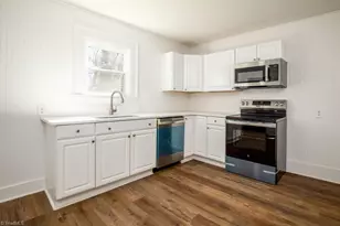 208 Underhill St, High Point, NC 27260 - Photo 4