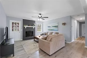 2302 Beaverbrook Dr, Greensboro, NC 27406 - Photo 14