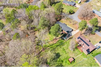 2302 Beaverbrook Drive, Greensboro, NC 27406 - Photo 46