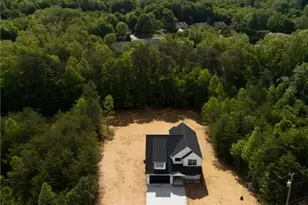 482 Carson Rd, Pilot Mountain, NC 27041 - Photo 8