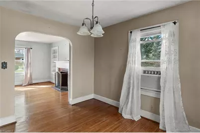 205 Triplett Street, Jonesville, NC 28642 - Photo 4