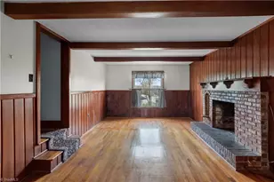 205 Triplett St, Jonesville, NC 28642 - Photo 18