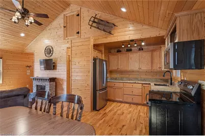 128 Deer Antler Drive, Purlear, NC 28665 - Photo 10