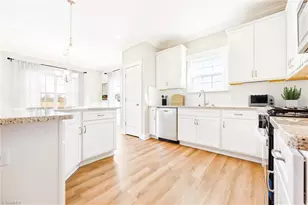 1956 Palmer Dr, Graham, NC 27253 - Photo 6