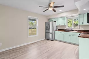 7489 Riverside Rd, Seagrove, NC 27341 - Photo 8