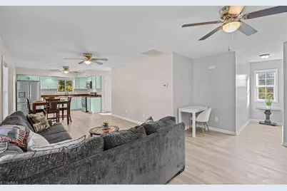 7489 Riverside Road, Seagrove, NC 27341 - Photo 4