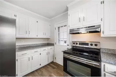 2821 Edgewood Avenue, Burlington, NC 27215 - Photo 10