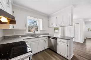 2821 Edgewood Ave, Burlington, NC 27215 - Photo 12