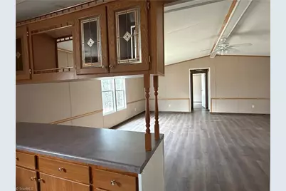 670 Foxwood Road, Madison, NC 27025 - Photo 6