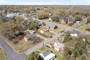 721 Taylor St, Eden, NC 27288 - Photo 28