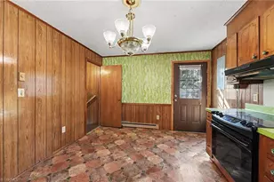 560 Sharp Rd, Madison, NC 27025 - Photo 6