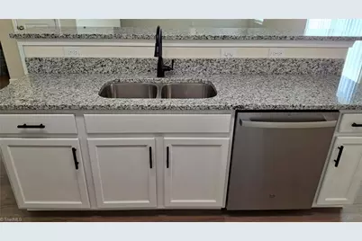 134 Pillow Lane, Burlington, NC 27217 - Photo 8