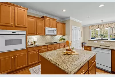 708 Croswell Court, Whitsett, NC 27377 - Photo 18