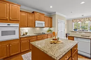 708 Croswell Ct, Whitsett, NC 27377 - Photo 18