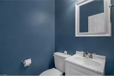 2805 Kentwood Street, Greensboro, NC 27405 - Photo 20