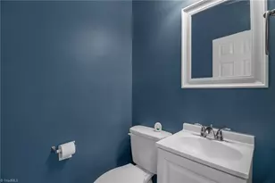 2805 Kentwood St, Greensboro, NC 27405 - Photo 20