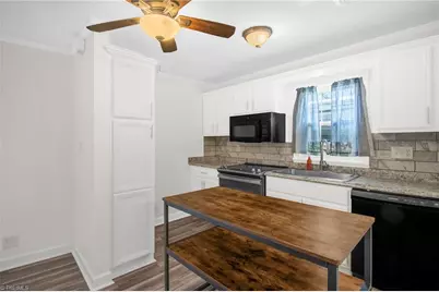 2805 Kentwood Street, Greensboro, NC 27405 - Photo 10