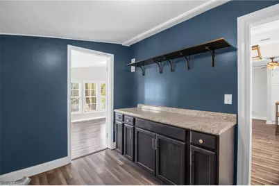 2805 Kentwood Street, Greensboro, NC 27405 - Photo 16