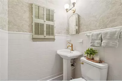 907 Sunset Drive, High Point, NC 27262 - Photo 22