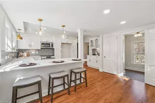 907 Sunset Dr, High Point, NC 27262 - Photo 14