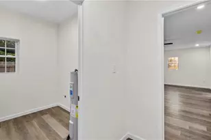 615 Atwater St, Burlington, NC 27215 - Photo 12