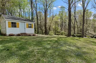 5664 Regents Park Rd, Kernersville, NC 27284 - Photo 16