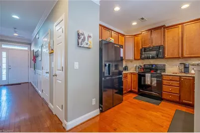 2703 Kingsbury Court, Burlington, NC 27215 - Photo 10