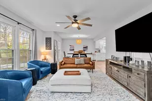 1 Bent Oak Ct, Greensboro, NC 27455 - Photo 6