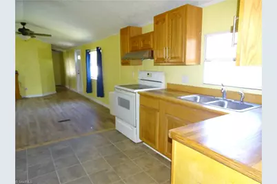 453 Riverview Lane, Lexington, NC 27292 - Photo 6
