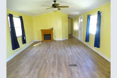 453 Riverview Lane, Lexington, NC 27292 - Photo 8