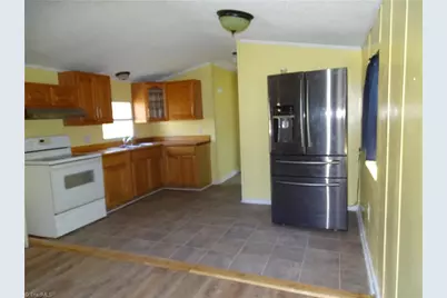 453 Riverview Lane, Lexington, NC 27292 - Photo 8