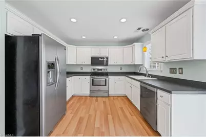 3627 Signet Drive, Winston-Salem, NC 27101 - Photo 12