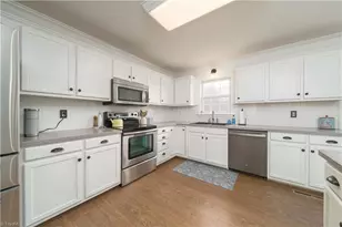 4100 Tolley Ridge Ln, Winston-Salem, NC 27106 - Photo 6