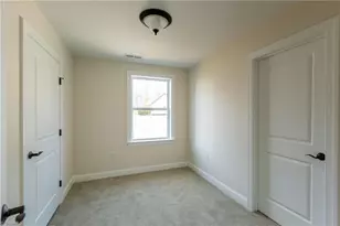 1064 S Sunset Dr, Winston-Salem, NC 27103 - Photo 6