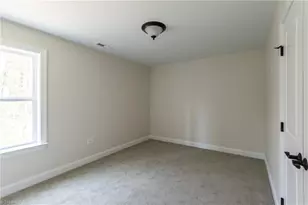 1064 S Sunset Dr, Winston-Salem, NC 27103 - Photo 8