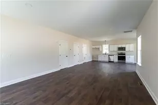 1064 S Sunset Dr, Winston-Salem, NC 27103 - Photo 2