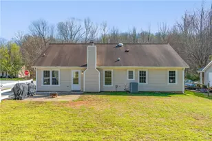 6300 Ridge Haven Rd, Greensboro, NC 27410 - Photo 24