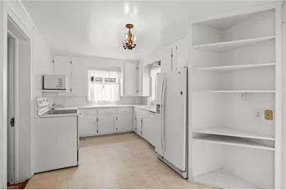 619 W Lexington Avenue, High Point, NC 27262 - Photo 14