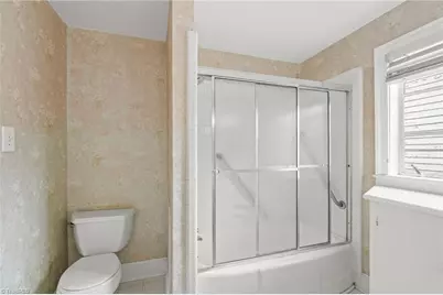 619 W Lexington Avenue, High Point, NC 27262 - Photo 36