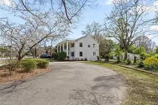 619 Lexington Ave, High Point, NC 27262 - Photo 4