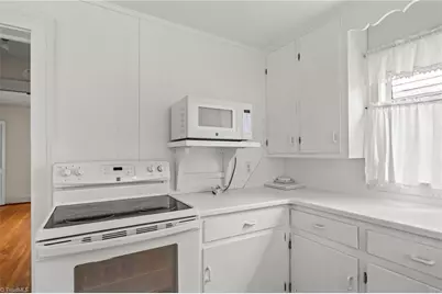 619 W Lexington Avenue, High Point, NC 27262 - Photo 18