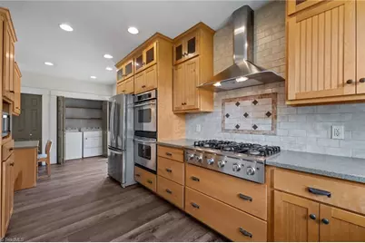 303 E Swannanoa Avenue, Liberty, NC 27298 - Photo 18